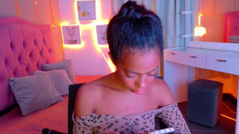 peneelopeecute online show from May 28, 1:58 am