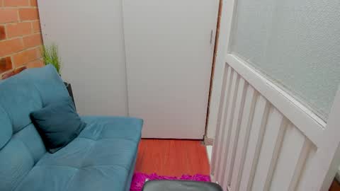 Penelope online show from April 22, 7:54 pm