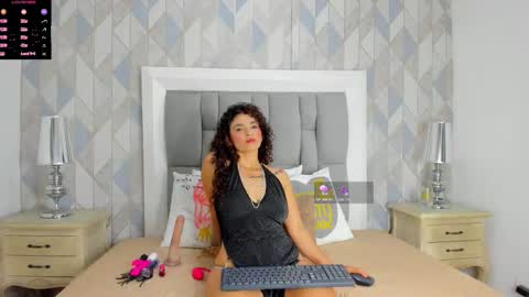  Penelope  online show from November 5, 3:52 am