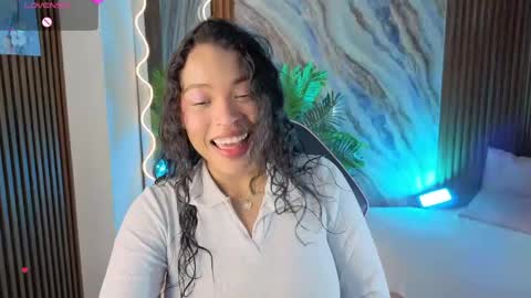 penelope online show from May 15, 3:26 am