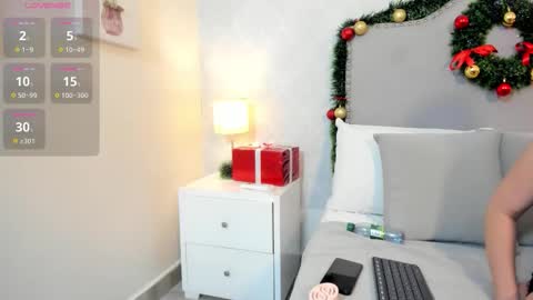 penelopeowenn online show from December 14, 3:24 am