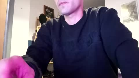 Snapshot of penesvoladores92 chatting on December 8, 4:01 am penesvoladores92 online show from December 8, 4:01 am