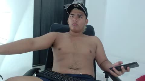 Snapshot of percibal_junior1 chatting on February 8, 1:54 am percibal_junior1 online show from February 8, 1:54 am