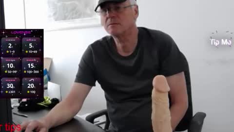 Mr Pondaro online show from March 17, 11:59 am