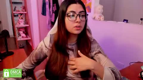 Sarah Ana Banana online show from July 25, 4:38 pm