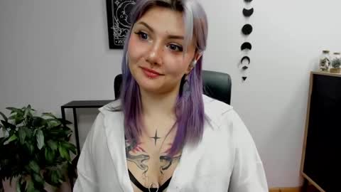 Gabbie online show from January 29, 6:07 pm