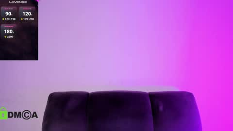 perfectt_curvess online show from April 1, 10:05 am