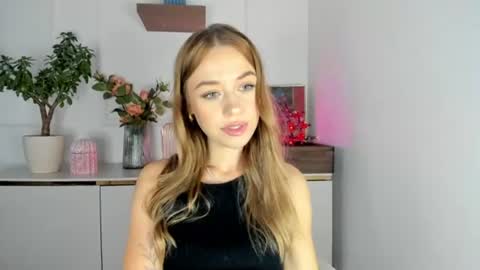 Cindy online show from July 31, 6:03 am