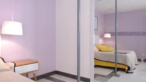 Persefone  online show from February 7, 12:30 pm