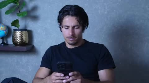 andres    online show from June 17, 6:13 pm