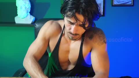 Snapshot of perseoo_88 chatting on February 13, 10:54 pm andres online show from February 13, 10:54 pm