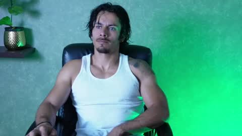 andres    online show from June 30, 2:05 pm