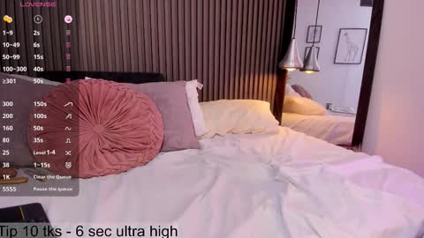 Lizza online show from November 24, 12:15 pm