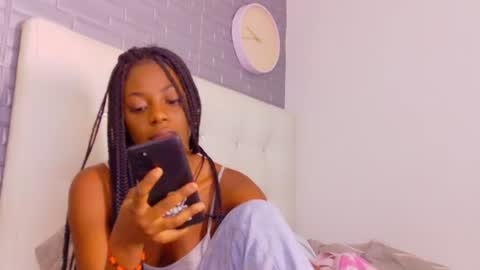 pervert_shydoll online show from June 11, 11:47 pm