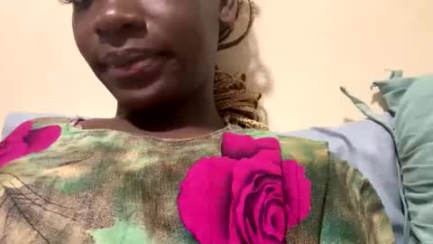 Snapshot of perverted_sweet chatting on October 5, 3:52 pm perverted_sweet online show from October 5, 3:52 pm