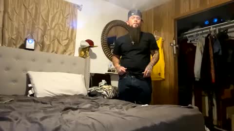 Snapshot of pervertedgrandson chatting on February 23, 5:56 am AKA perverted Step Daddy online show from February 23, 5:56 am