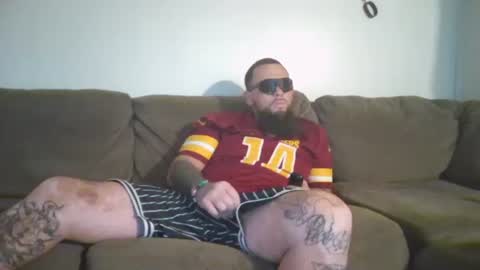 AKA perverted Step Daddy online show from April 4, 1:18 pm