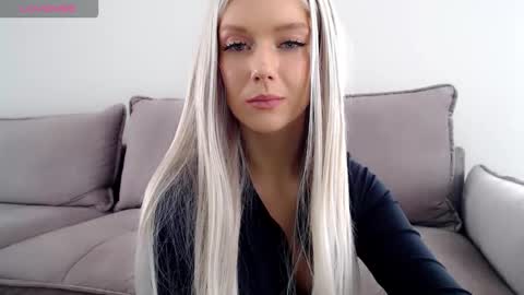 Isabella online show from February 12, 9:35 am