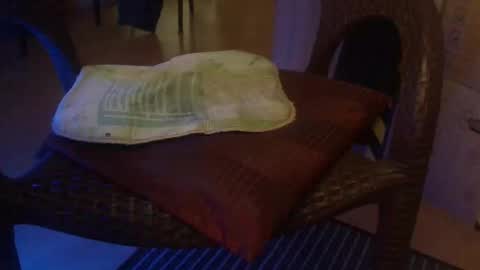 peta000007 online show from December 4, 8:58 am