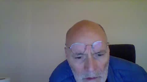 peter19599 online show from September 10, 11:17 pm