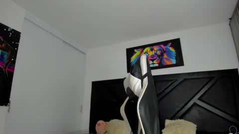 PeterColeman online show from December 16, 2:30 am