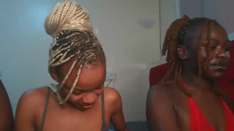 luxe online show from May 15, 11:23 pm