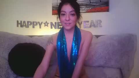 petite treat  online show from January 1, 12:22 pm
