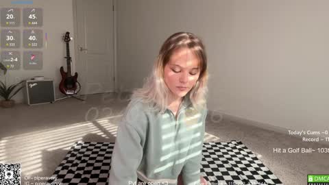 PiperAvery online show from February 5, 4:21 pm