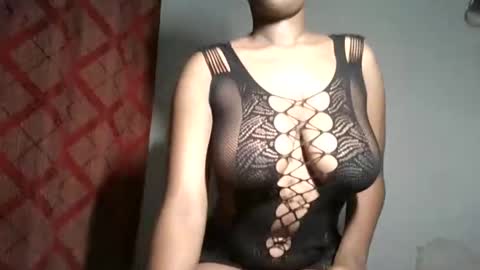 sexy chocolate online show from May 25, 8:37 pm