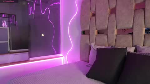 Mussa online show from April 17, 3:42 am