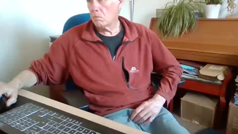 petitwilly online show from May 21, 4:35 pm