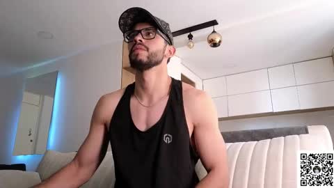 phantom_bigger1 online show from February 4, 4:22 pm