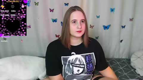 Snapshot of phantommira chatting on March 3, 2:28 pm phantommira online show from March 3, 2:28 pm