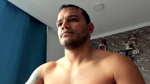 Snapshot of philipe_inzagui chatting on January 26, 7:52 pm Philipe online show from January 26, 7:52 pm