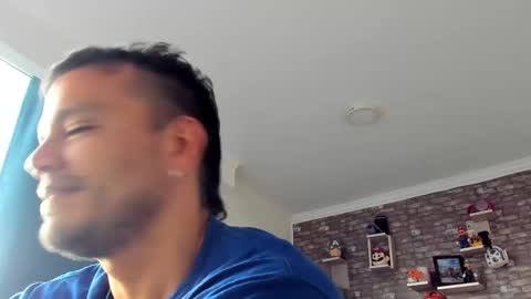 Snapshot of philipe_inzagui chatting on March 10, 10:34 pm Philipe online show from March 10, 10:34 pm