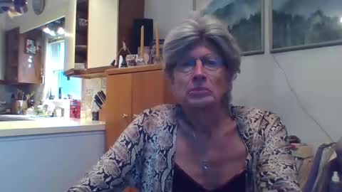 Snapshot of phillipa1023 chatting on December 11, 4:41 pm phillipa online show from December 11, 4:41 pm