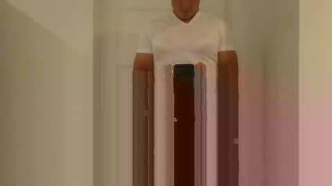 philouuuuu online show from January 12, 12:06 am