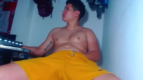 AdnierGnz online show from December 18, 2:12 pm