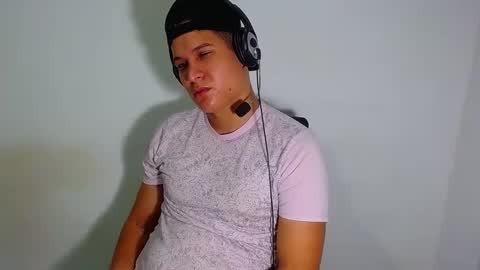 AdnierGnz online show from March 9, 4:22 pm