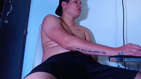 AdnierGnz online show from April 19, 11:11 am