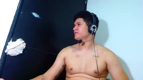 AdnierGnz online show from February 24, 9:43 am