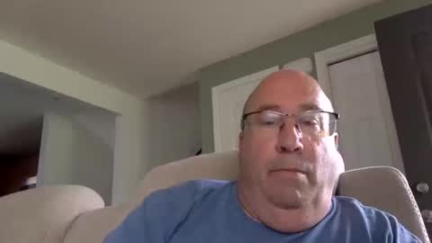 Snapshot of pickme11113 chatting on October 13, 4:20 pm pickme11113 online show from October 13, 4:20 pm