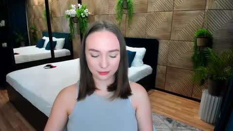 Snapshot of pieceofinspiration chatting on October 5, 10:23 am Emelie online show from October 5, 10:23 am