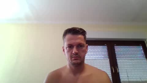 piercingsxxx online show from September 12, 7:10 am