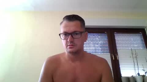 piercingsxxx online show from August 8, 9:30 am