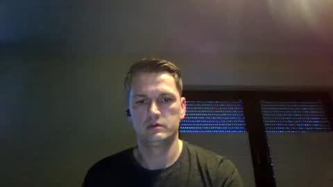 piercingsxxx online show from March 7, 4:33 pm