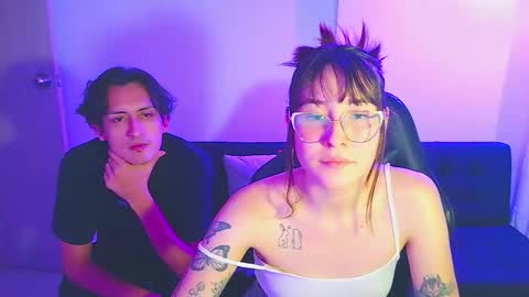 GAMER COUPLE online show from February 17, 2:10 am