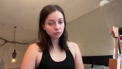 Snapshot of pileacadieri__ chatting on February 3, 10:14 am Trisha     online show from February 3, 10:14 am