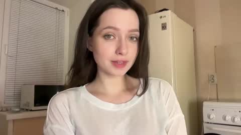 Snapshot of pileacadieri__ chatting on October 5, 2:35 pm Trisha     online show from October 5, 2:35 pm