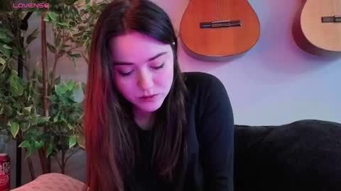 PilloGoddess online show from March 19, 8:20 am